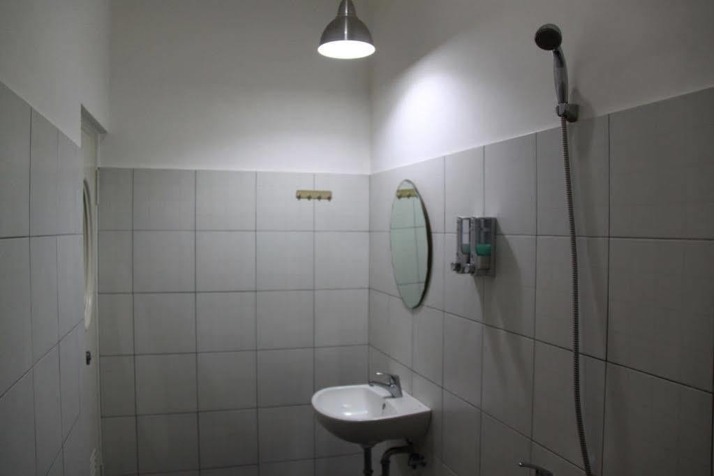 Pondok Malabar Guest House Jakarta Luaran gambar