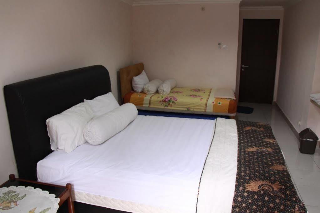 Pondok Malabar Guest House Jakarta Luaran gambar