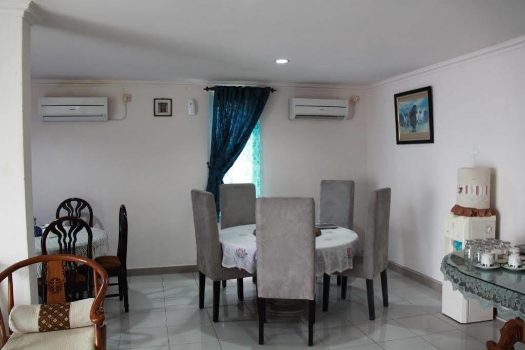 Pondok Malabar Guest House Jakarta Luaran gambar