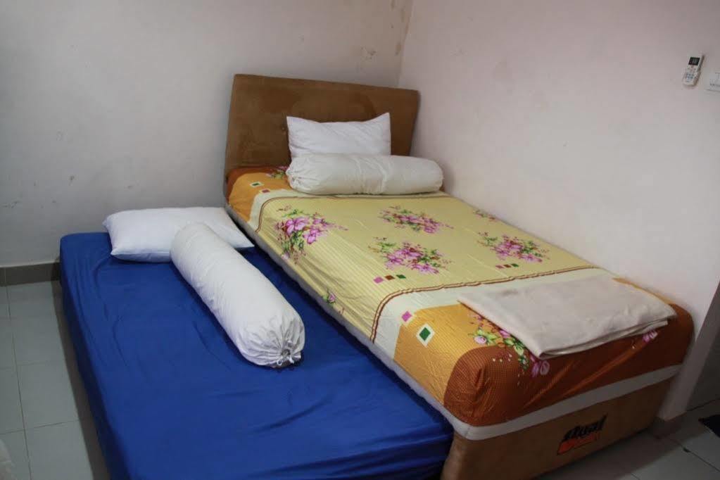 Pondok Malabar Guest House Jakarta Luaran gambar